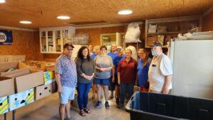 Lafayette (Tennessee) UMC received a Kent and Ellen McNish Grant for Food Security.